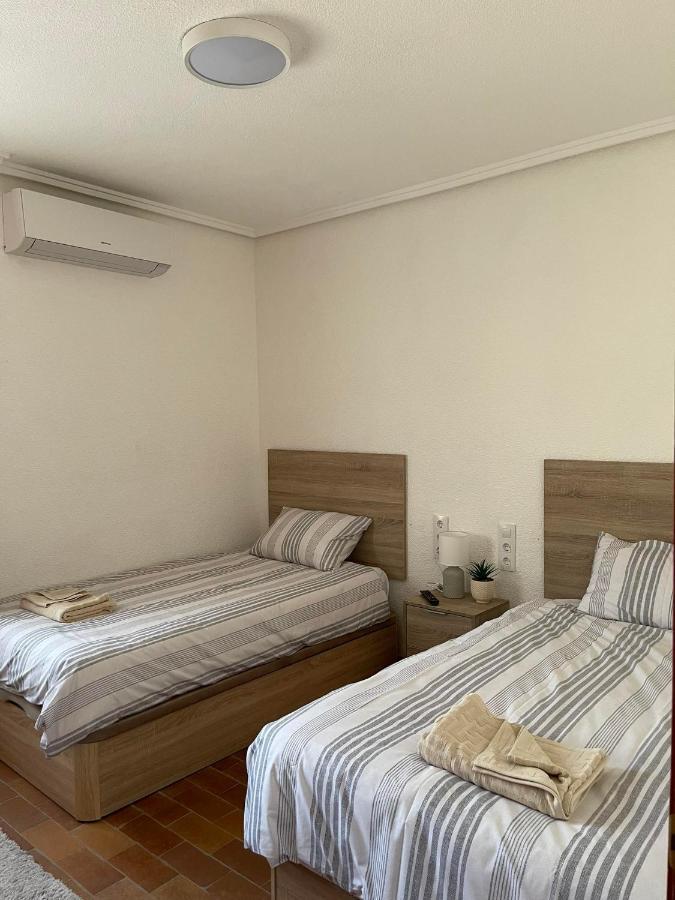 Djm Palms - Shared Casa Rural - Casa Rural Compartida - No Es Una Casa Privada Ayora Zewnętrze zdjęcie